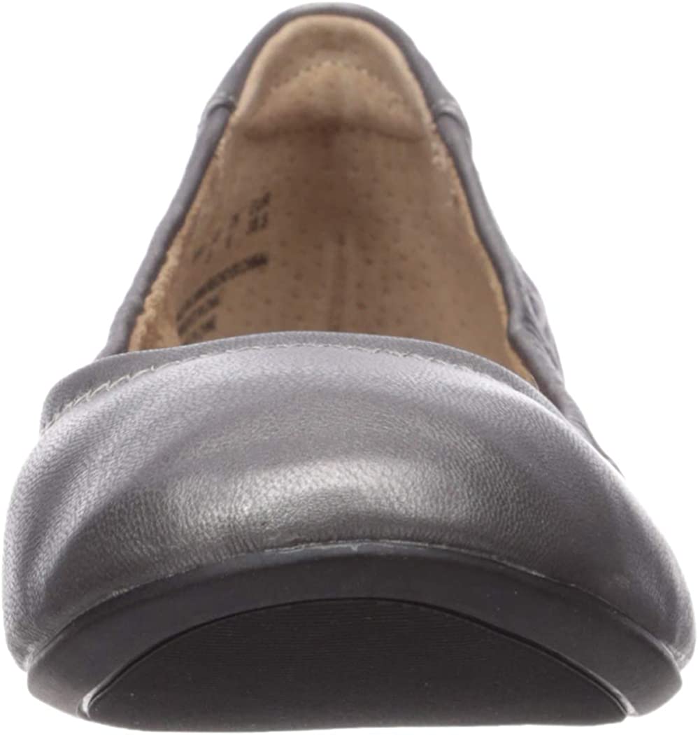Essentials Women's Belice Ballet Flat